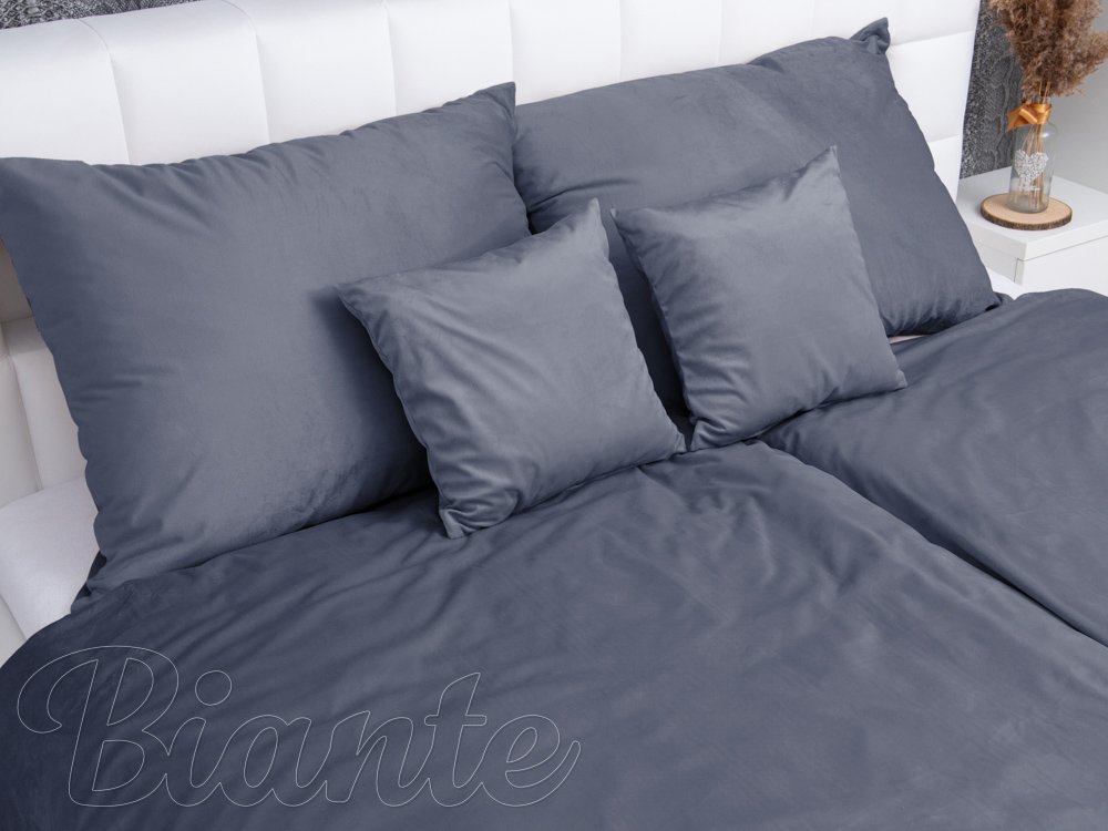 Hrejivé mikroplyšové posteľné obliečky MIS-010 Tmavo sivé - detail 1 - Biante.sk