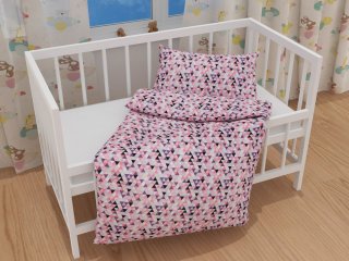 Detské bavlnené posteľné obliečky do postieľky Sandra SA-330 Ružovo-fialovo-čierne trojuholníčky - detail 1 - Biante.sk
