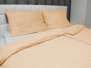Hrejivé posteľné obliečky Minky 3D bodky MKP-006 Svetlo marhuľové - detail 1 - Biante.sk