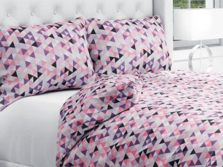Bavlnené posteľné obliečky Sandra SA-330 Ružovo-fialovo-čierne trojuholníčky - Biante.sk