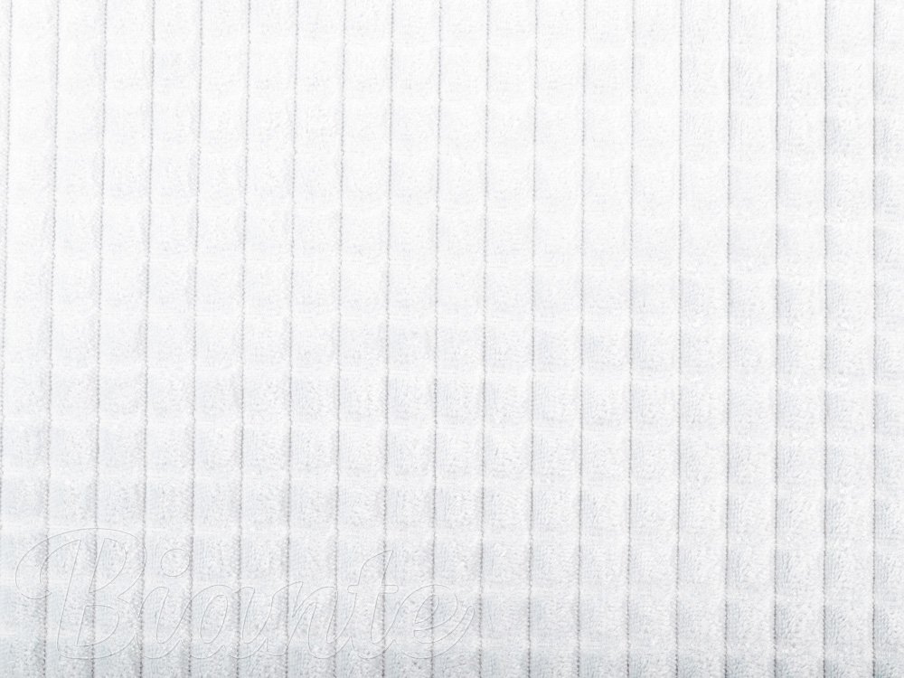 Hrejivé posteľné obliečky Minky kocky MKK-001 Biele