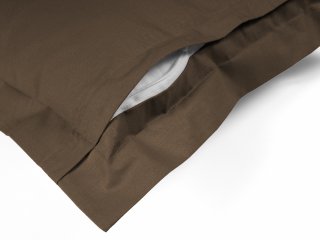 Bavlnená obliečka na vankúš s lemom Moni MOD-513 Hnedá khaki - detail zapínania na zadnej strane - Biante.sk